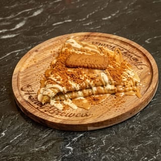Lotus & White Chocolate With Bananas Crepe
