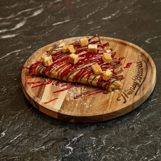 Cheesecake Bites With Strawberries (Nutella) Crepe