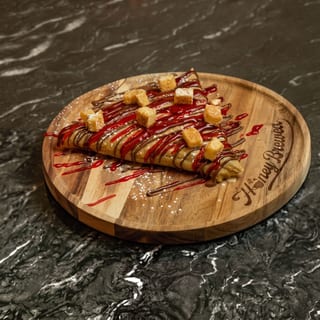 Cheesecake Bites With Strawberries (Nutella) Crepe